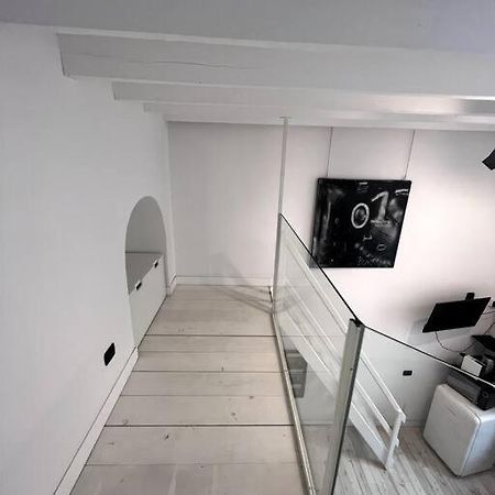 Amazing Little Loft In The Center Of Milan Appartement Buitenkant foto